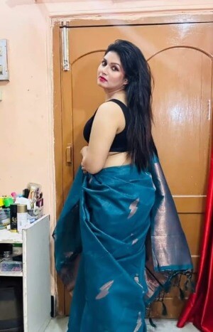 Lucknow bhabhi call girls